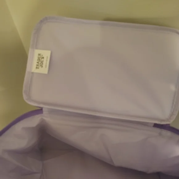 Trader Joe’s Mini Insulated Tote Bag - Picture 4 of 5